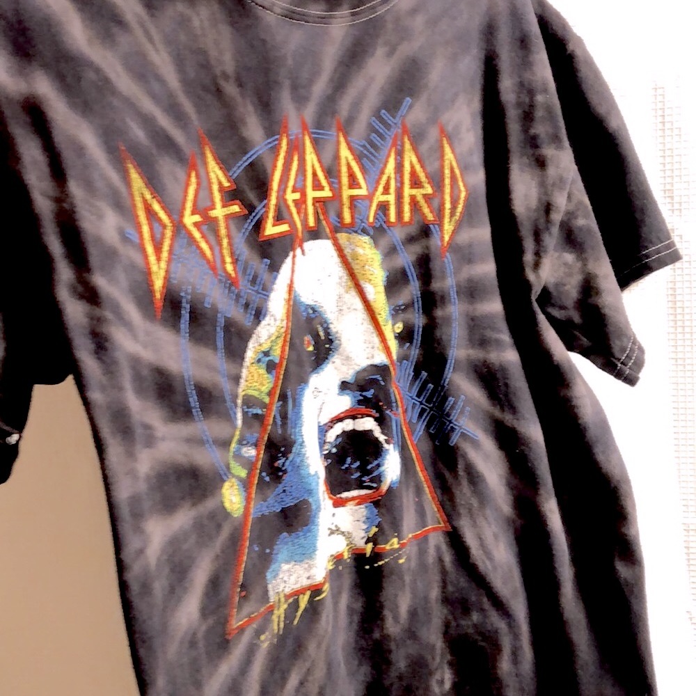Graphic Tee Bundle - Picture 2 of 7